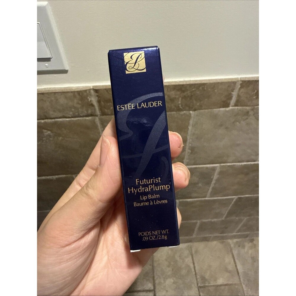 Lip Balm Tinted Hydraplump Hyaluronic Acid 705 Petal Boost Estee Lauder Futurist